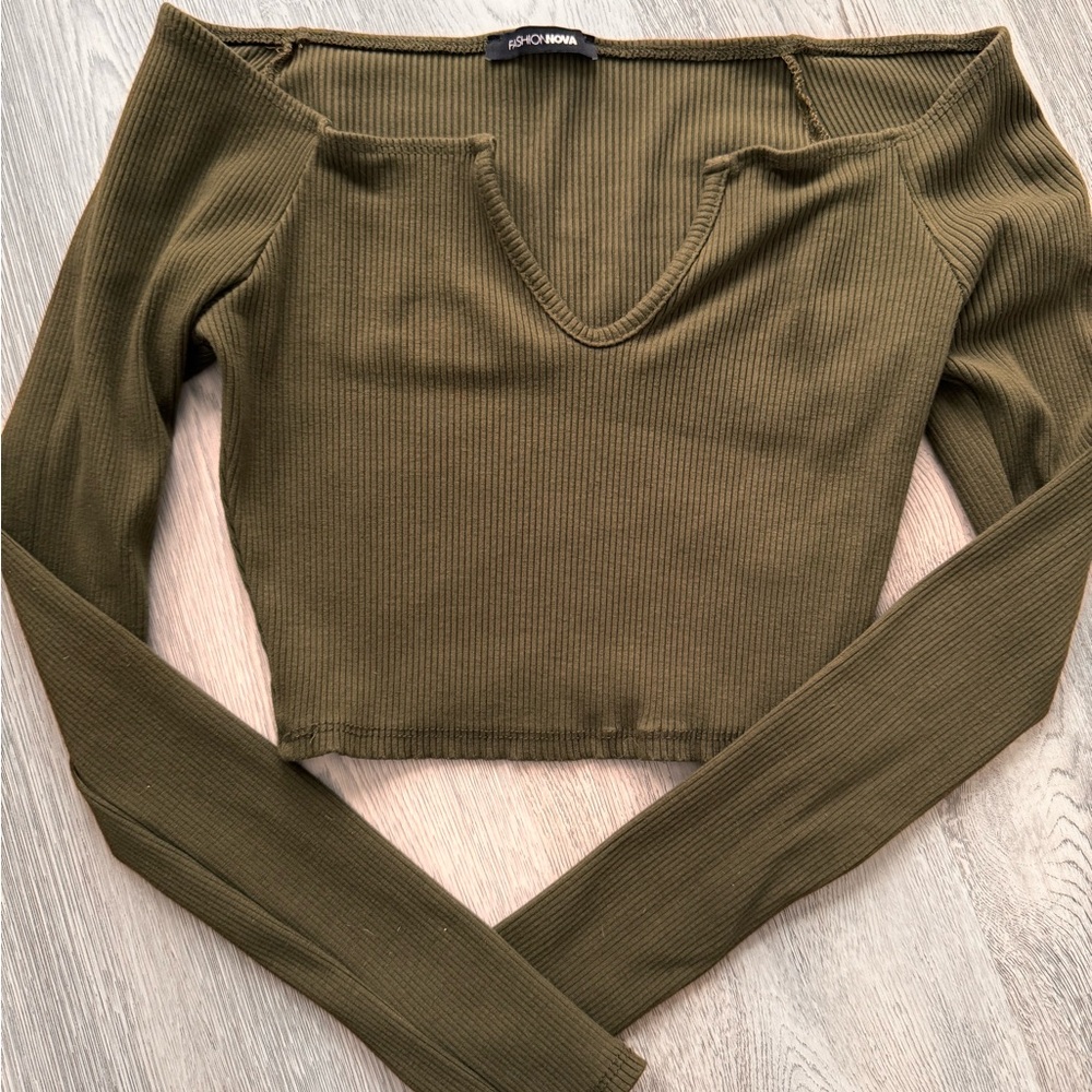 Fashion nova long sleeve Ties